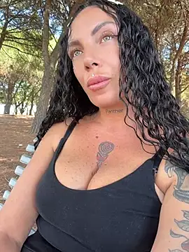 הופעת וובקאם של Partenope_Girl