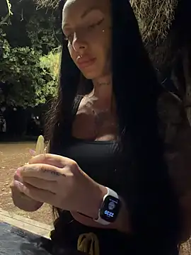 Partenope_Girl Webcam Show