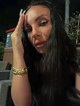 Partenope_Girln Webbikameraesitys