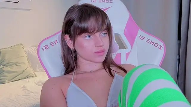 aesthetics__teaseのライブXXXチャット