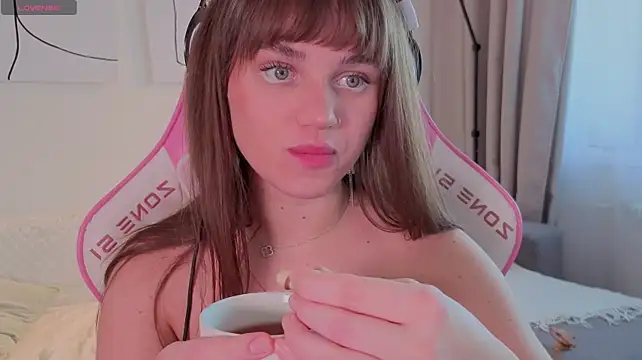 aesthetics__tease's Live XXX Chat