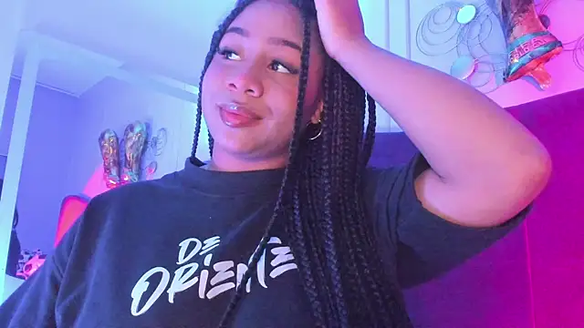Sofi_Fox_'s Live XXX Chat