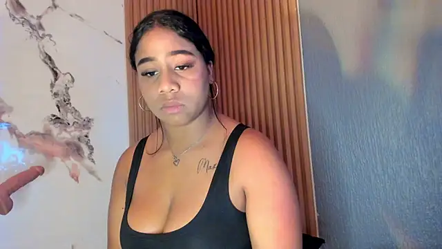 Sofi_Fox_'s Live XXX Chat
