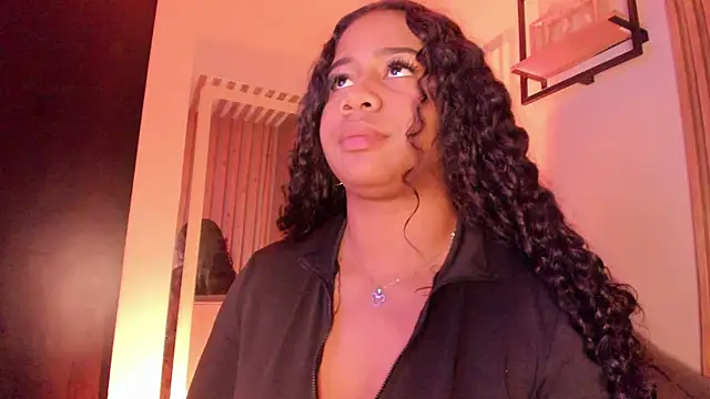 Sofi_Fox_ Chat XXX in diretta