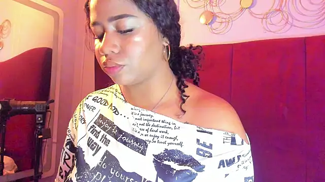 Chat +18 de Sofi_Fox_ ao vivo