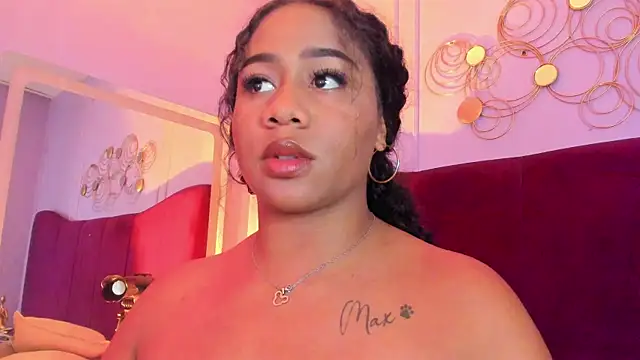 Sofi_Fox_'s Live XXX Chat