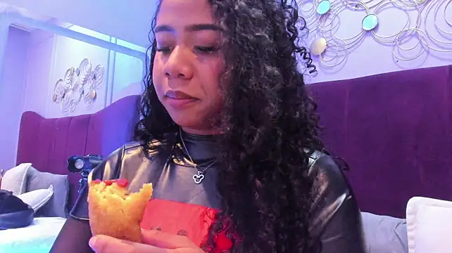 Chat XXX en directo de Sofi_Fox_