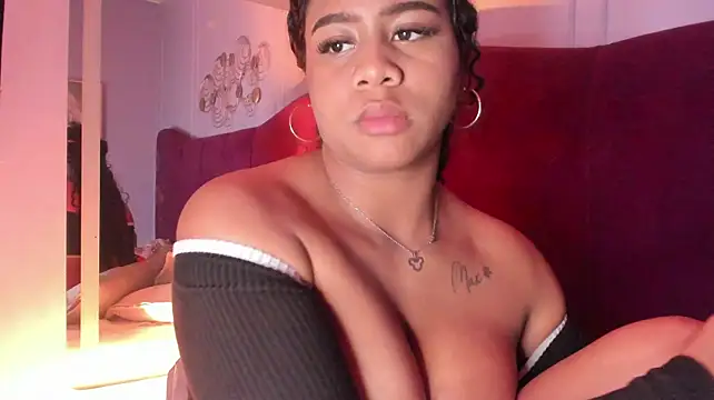 Sofi_Fox_ Live XXX-chat