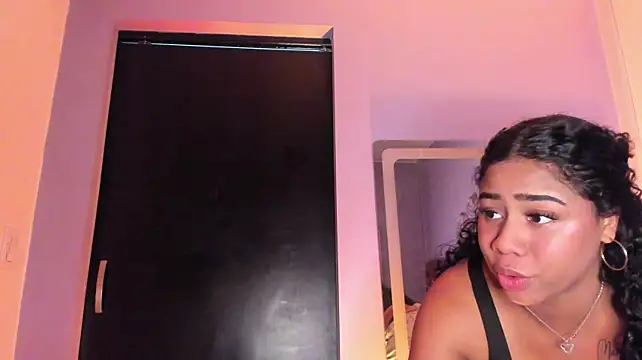 Sofi_Fox_'s Live XXX Chat