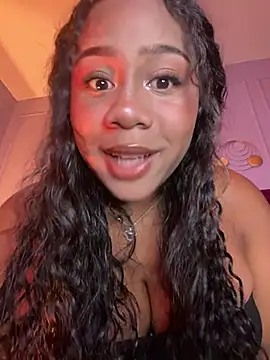 XXX chat uživo modela Sofi_Fox_