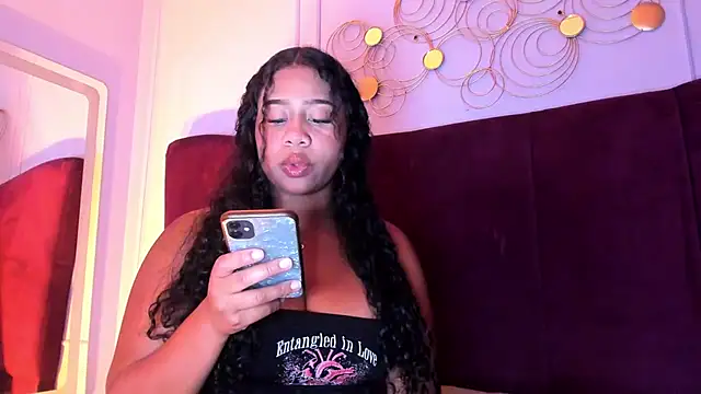 Sofi_Fox_ Chat XXX in diretta