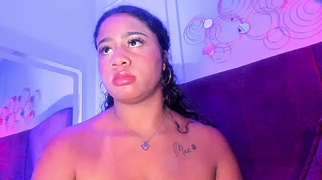 Czat XXX na żywo – Sofi_Fox_
