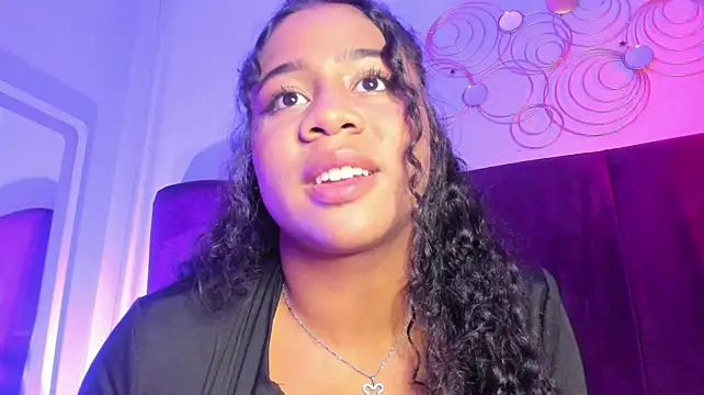 Sofi_Fox_ Chat XXX in diretta
