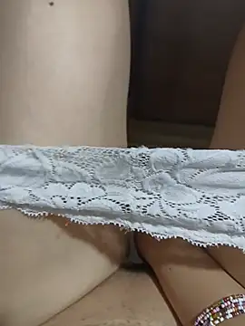 XXX chat uživo modela KITTEN-10