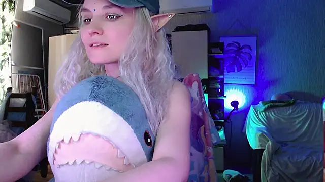 Show modela mischellemeow13 na web-kameri