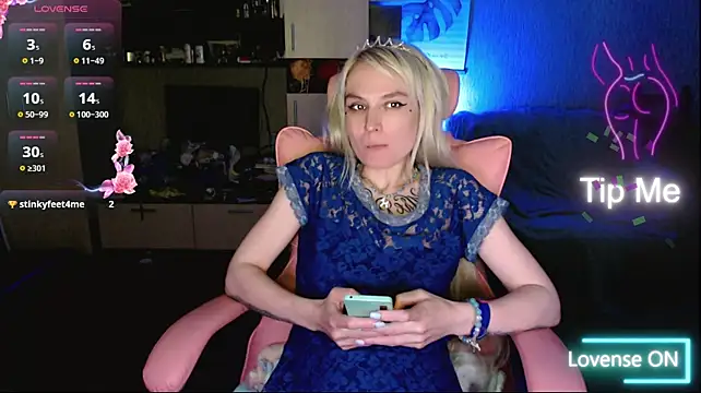 mischellemeow13のウェブカメラショー