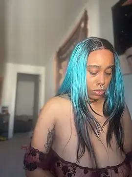 โชว์เว็บแคมของ LUNA4pussy