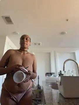 LUNA4pussy's Live XXX Chat