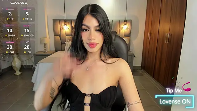 sarita_evanss – Naživo chatovacia miestnosť