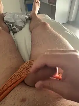 Voyeurpervert69n Webbikameraesitys