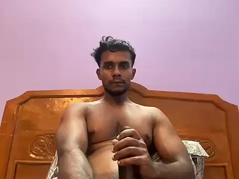 aestheticindianbbc: διαδικτυακό σόου στην κάμερα