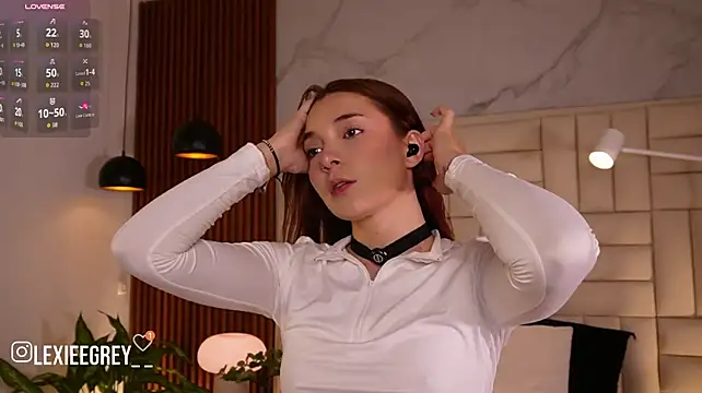 Pokazy przed kamerką – lexiee_grey_