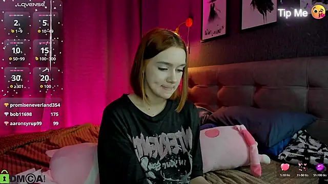 Онлайн чат XXX Lesi_Moonie01