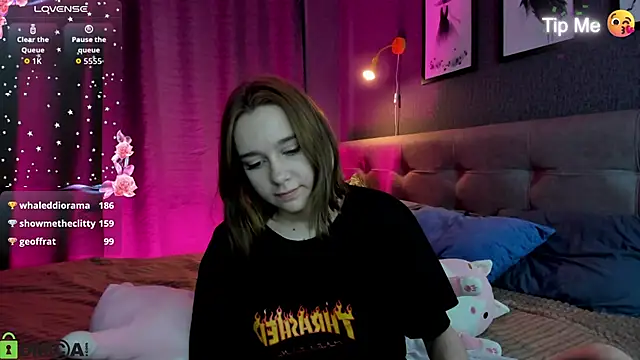 Chat XXX en directo de Lesi_Moonie01