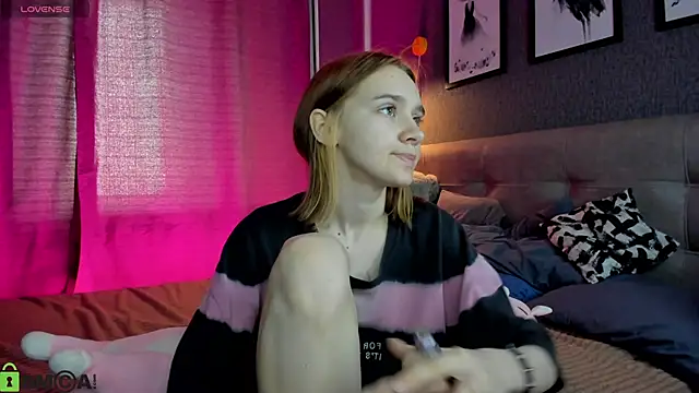 Lesi_Moonie01's Live XXX Chat