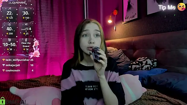 Онлайн чат XXX Lesi_Moonie01