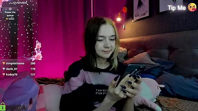 Chat XXX en directo de Lesi_Moonie01