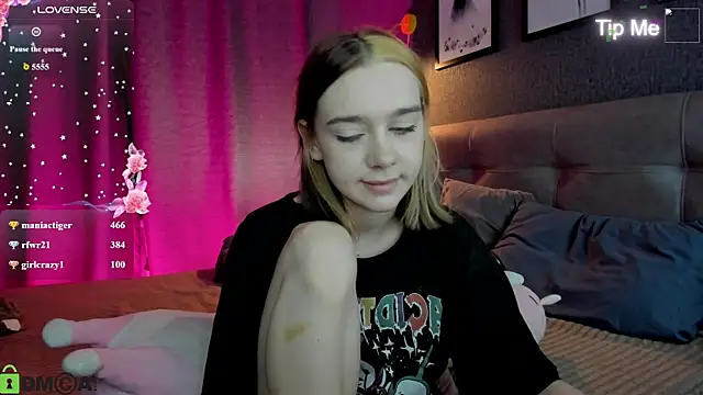 Chat XXX en directo de Lesi_Moonie01