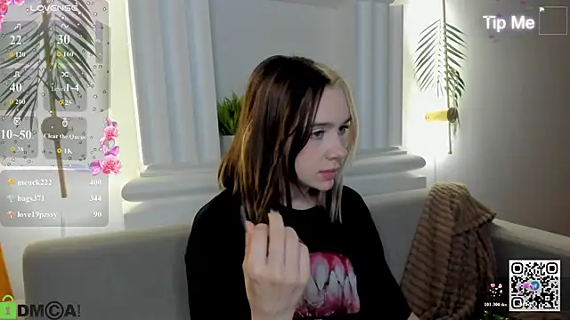 Czat XXX na żywo – Lesi_Moonie01