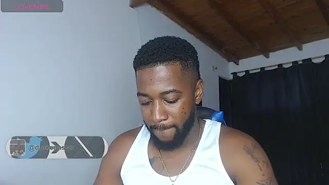 Drake_Nassir4 live XXX chat