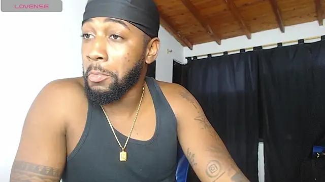 Drake_Nassir4's Live XXX Chat