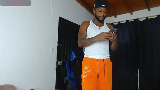 צ'אט XXX בשידור חי של Drake_Nassir4