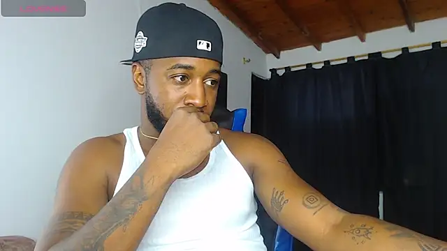 Chat +18 de Drake_Nassir4 ao vivo