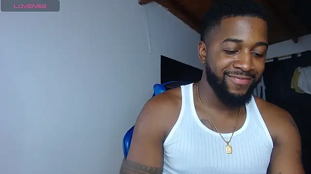 Živý XXX chat Drake_Nassir4