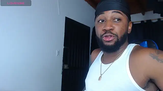 Drake_Nassir4 Adlı Modelin Canlı XXX Sohbeti