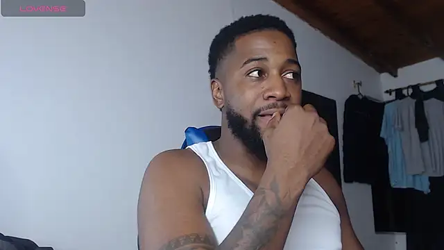 Drake_Nassir4's Webcam Show