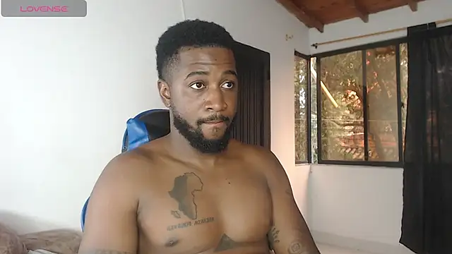 Živý XXX chat Drake_Nassir4