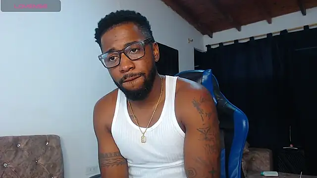 Drake_Nassir4 Show in webcam
