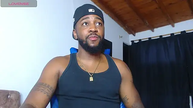 Drake_Nassir4n Webbikameraesitys