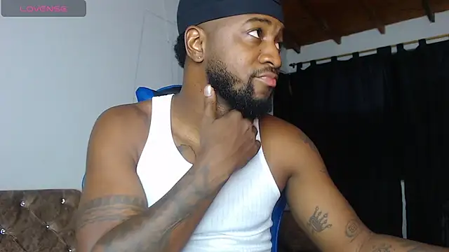 Chat XXX ao vivo de Drake_Nassir4