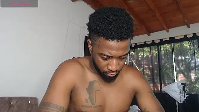 Drake_Nassir4n Webbikameraesitys