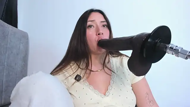 Mariana_Castro9のライブXXXチャット