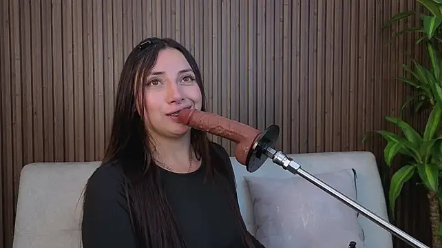 Mariana_Castro9のライブXXXチャット