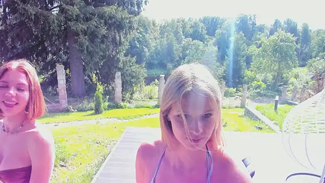 _Katie_Dierse: διαδικτυακό σόου στην κάμερα