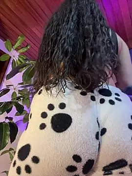 دردشة VioletaSubmissive الجنسية المباشرة