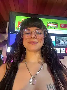 VioletaSubmissive 라이브 XXX 채팅